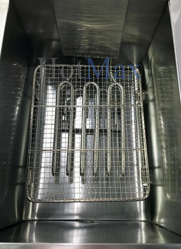 Ванна для смаження у професійній фритюрниці Frosty EF-171V зроблена з харчової нержавійки вищої якості