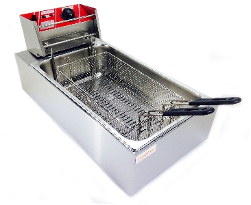 Чебуречница-фритюрница GoodFood EF12